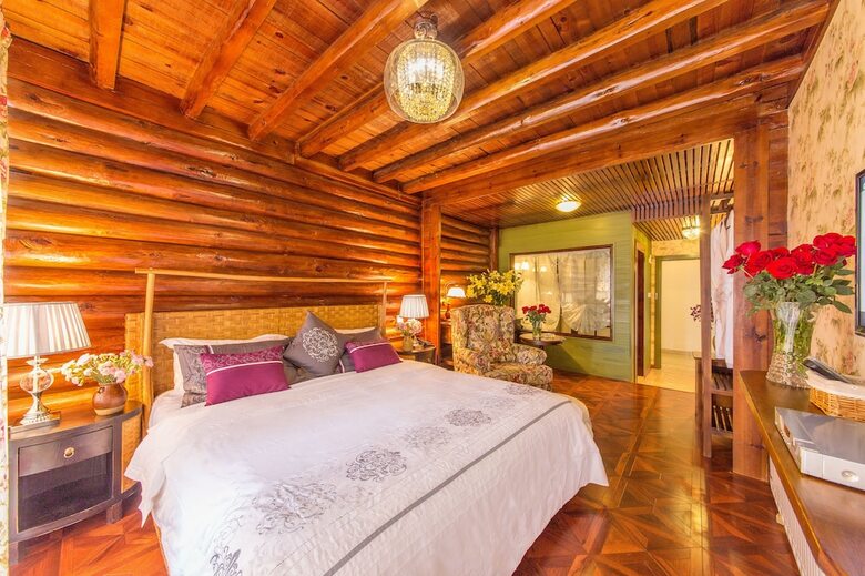 Hostal Lugu Lake Love Inn
