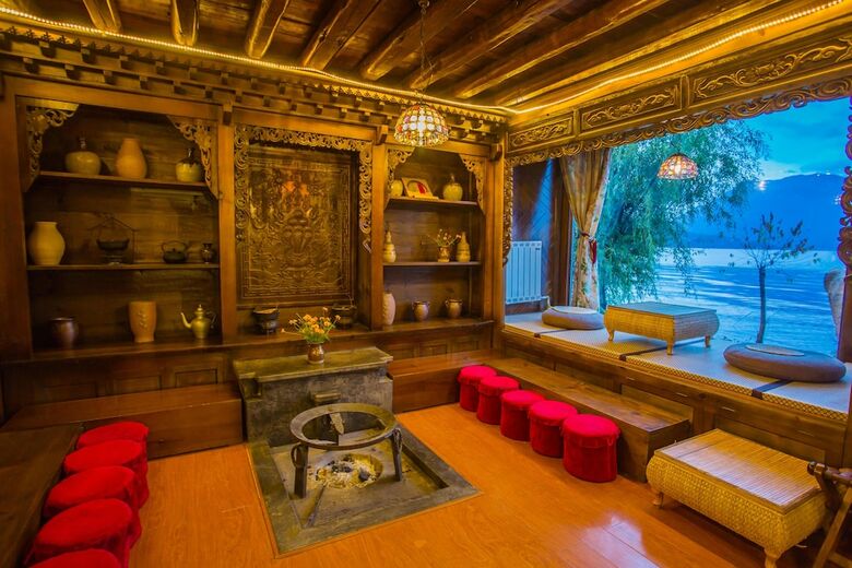 Hostal Lugu Lake Love Inn