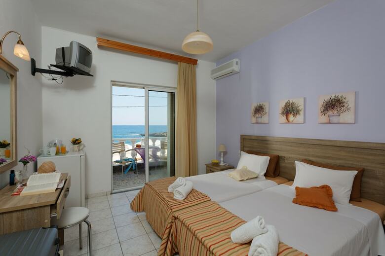 Zorbas Beach Hotel