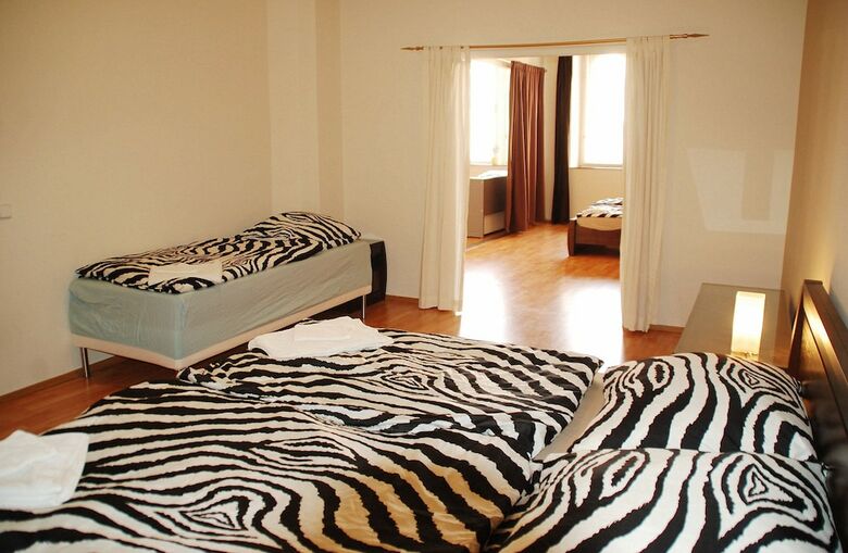 True Old Town Square Apartments