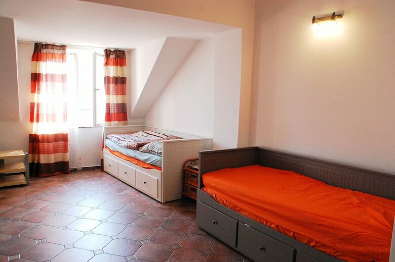 True Old Town Square Apartments
