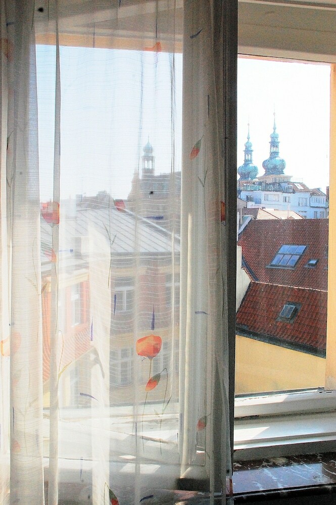 True Old Town Square Apartments