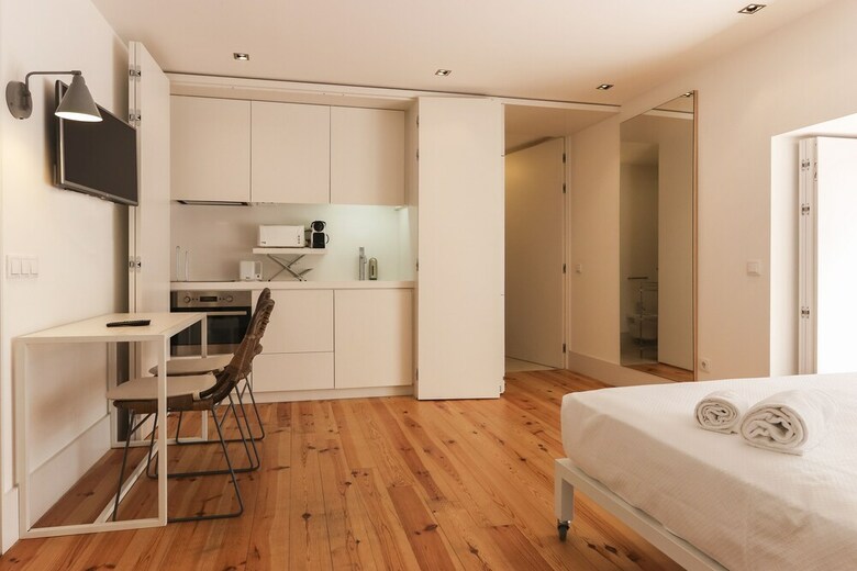 Apartamentos Combro Suites By Homing