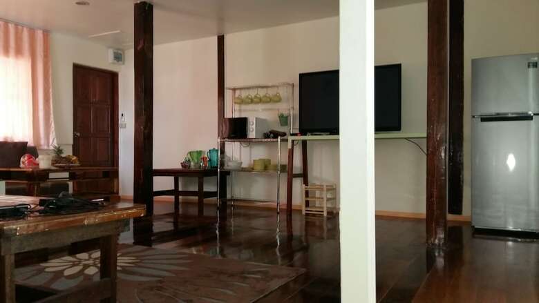Hotel Jutharat Home