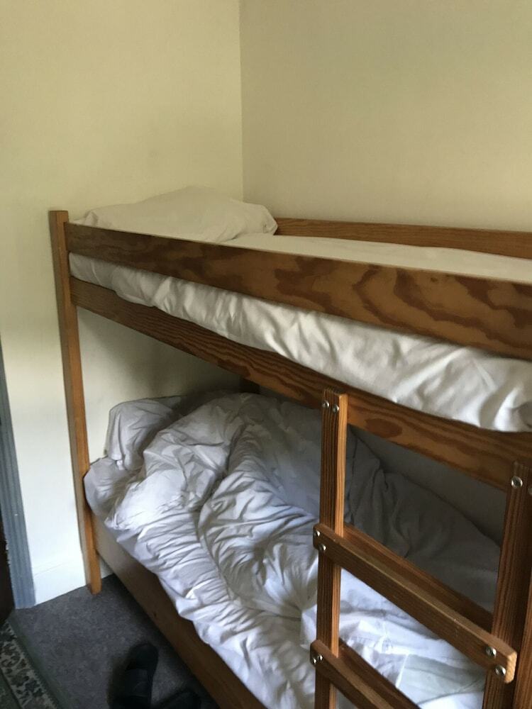 Hostal Harlow International Hostel