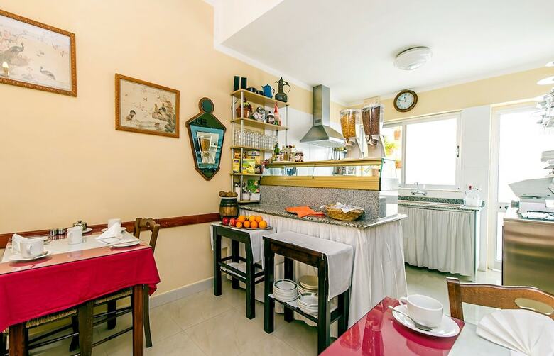 Hotel Lantern Guest House