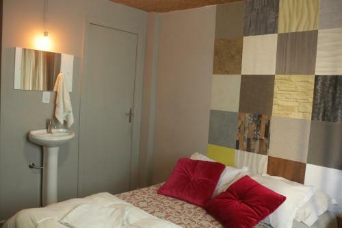 Bc Paradise Hostel