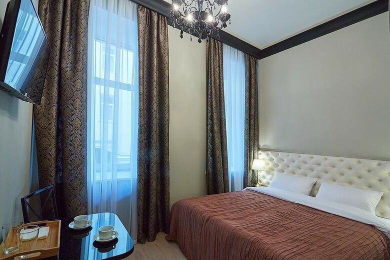 Hotel Guest House "amadey"