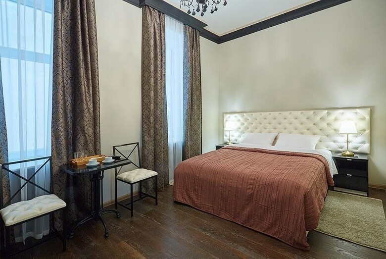 Hotel Guest House "amadey"