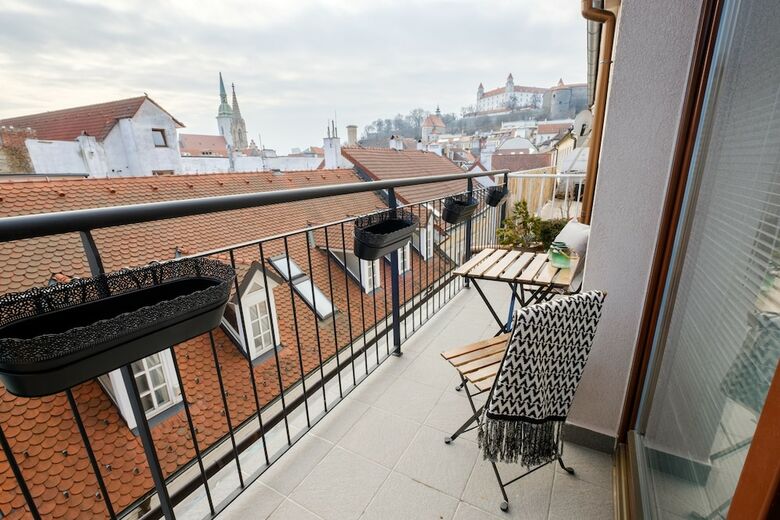 Aparthotel Aplend City Apartments Bastova