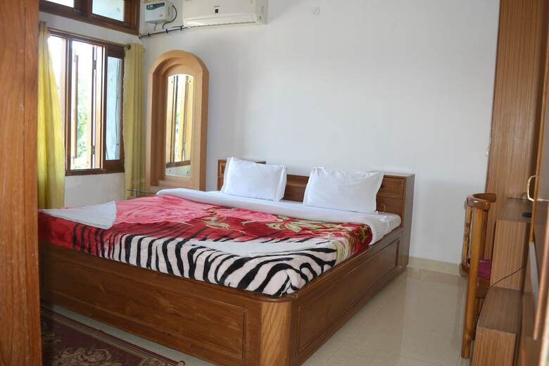 Hotel Kaziranga Continental