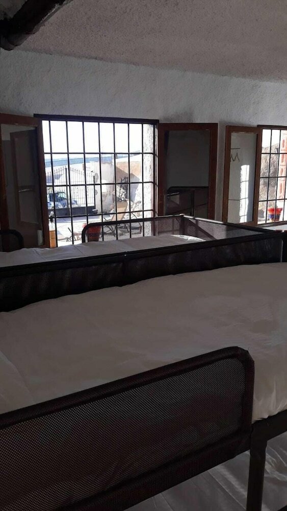 Hostal Ponderosa Cave Retreat