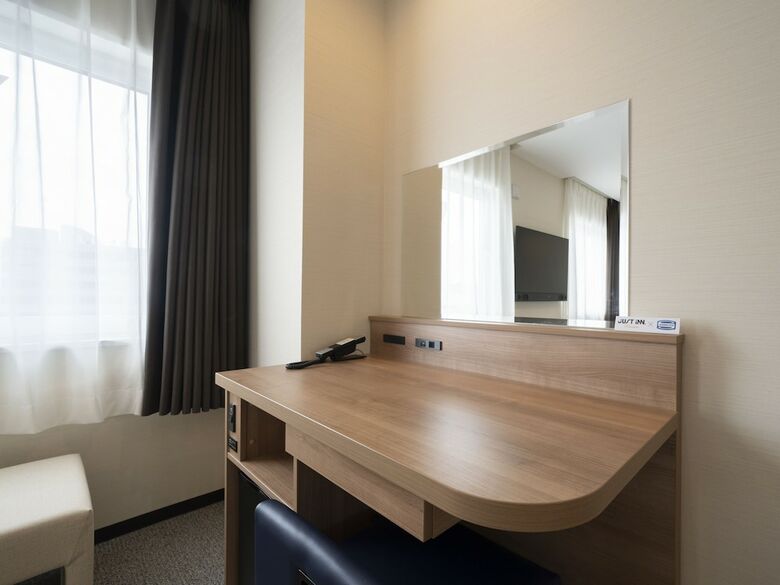 Hotel Just Inn Premium Toyohashi-eki Shinkansenguchi