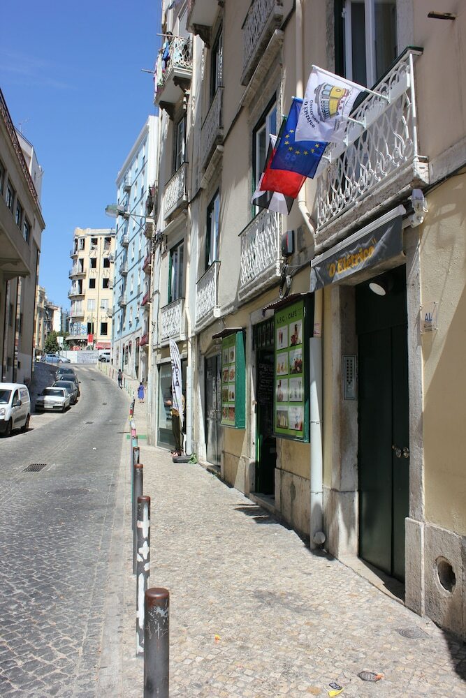 Hotel O El�trico Guesthouse
