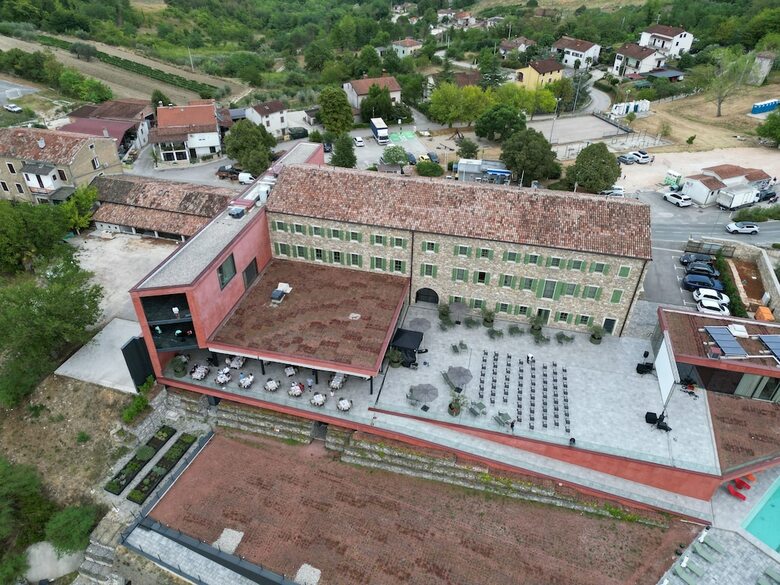 Wine & Heritage Hotel Roxanich
