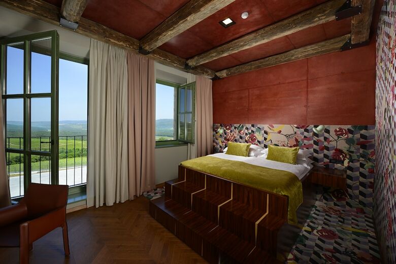 Wine & Heritage Hotel Roxanich