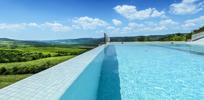 Wine & Heritage Hotel Roxanich