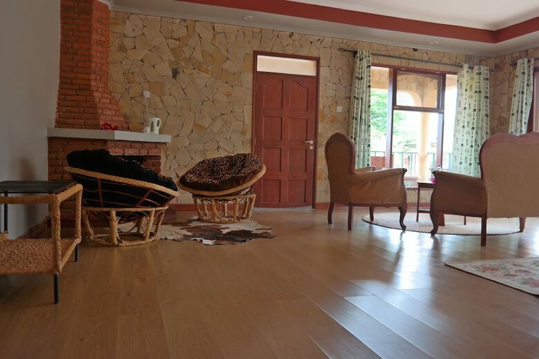 Posada Enyati Lodge