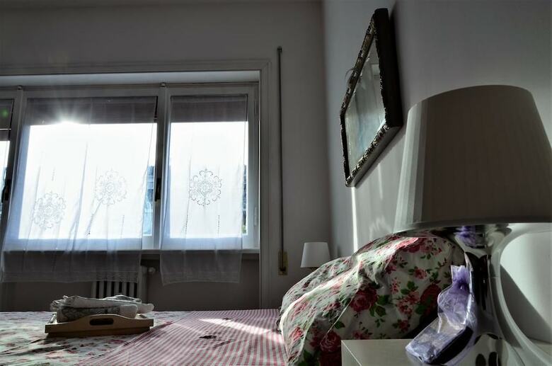 Bed & Breakfast By Me - Camere In Centro