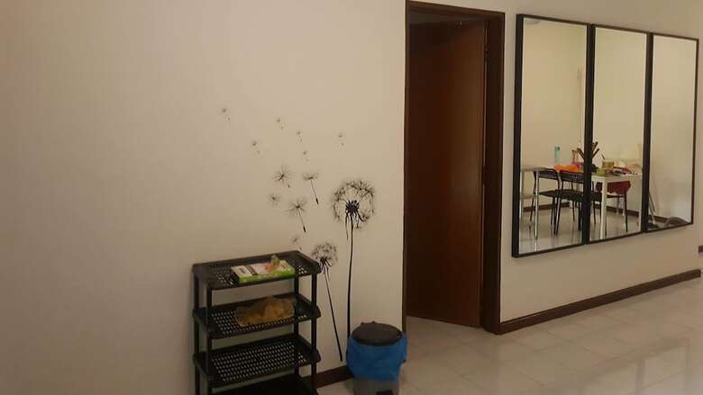 Apartamentos Araaz Homestay