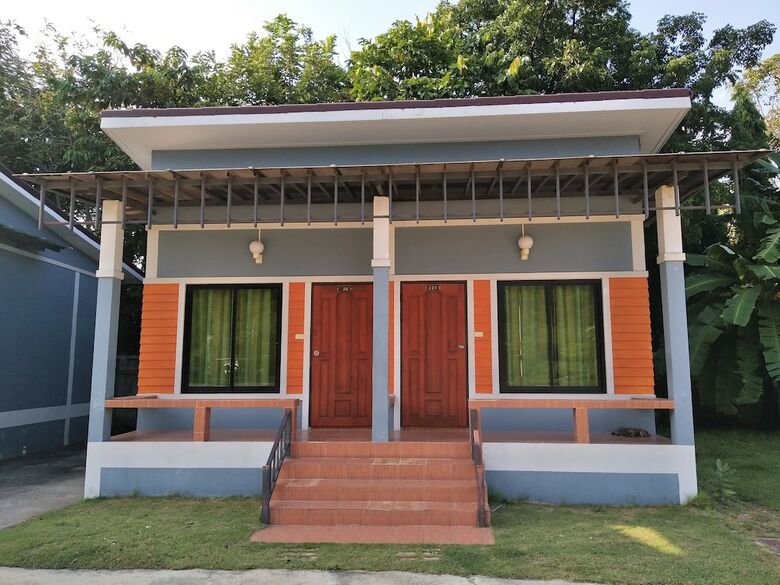 Hotel Aromdee Resort