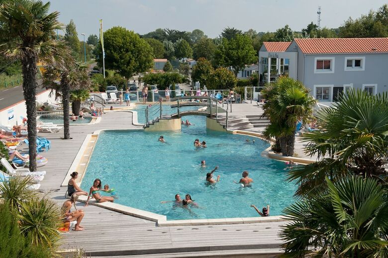 Camping L'abri Des Pins