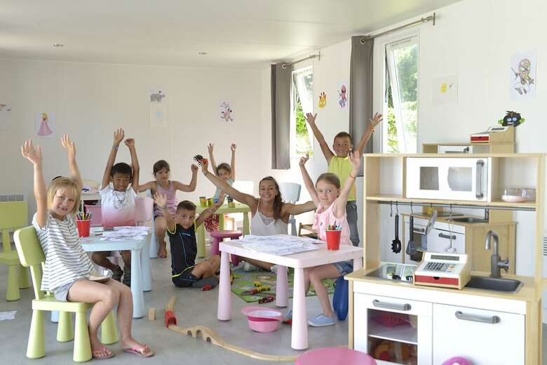 Camping L'abri Des Pins