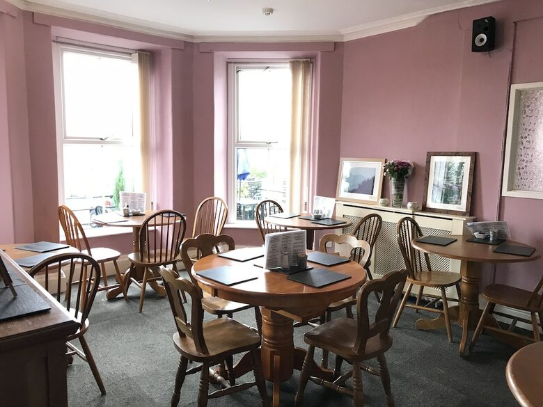 Bed & Breakfast Isallt Guest House