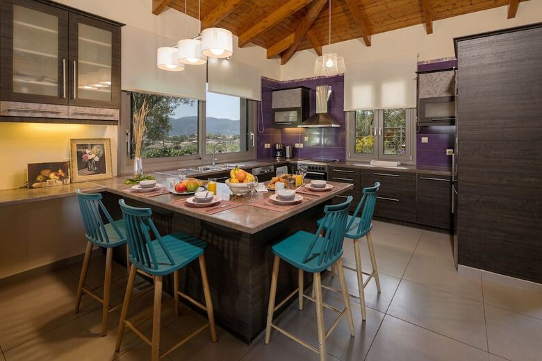 Annaset Villa - Near Laganas Beach