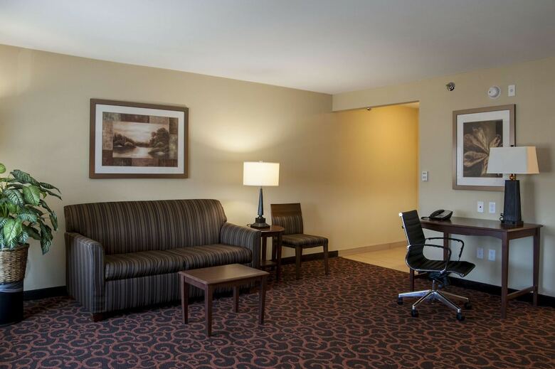 Hotel Hampton Inn And Suites Watertown