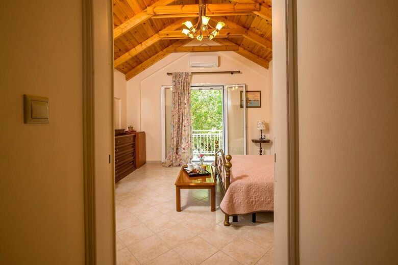 Kardaris Villa
