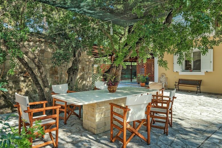 Kardaris Villa