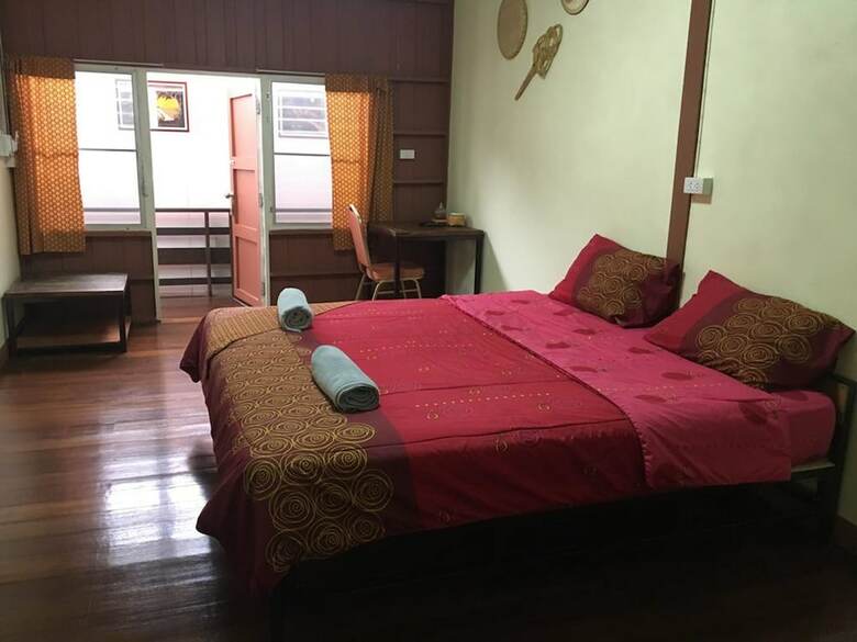 Hotel Baan Khun Ya Ayutthaya