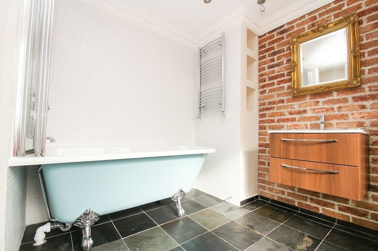 Sillwood Balcony Apartment