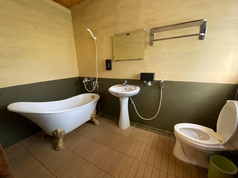 Cabana Mhuwe Hotspring