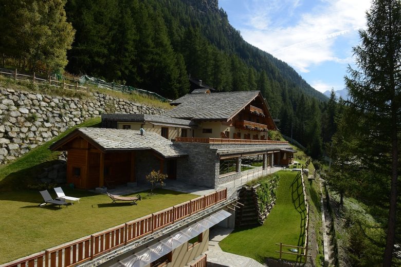 Hotel La Madonnina Del Gran Paradiso
