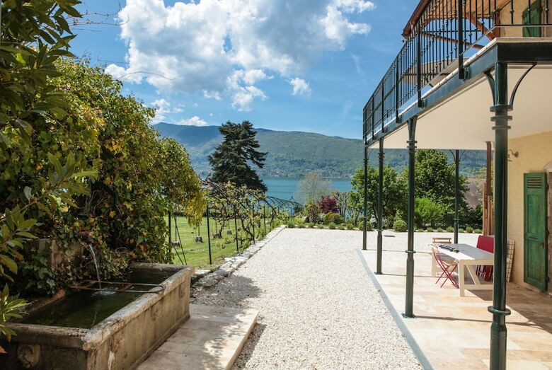 Apartamento Amazing Studio In Charming Villa With Private Beach In Veyrier Du Lac