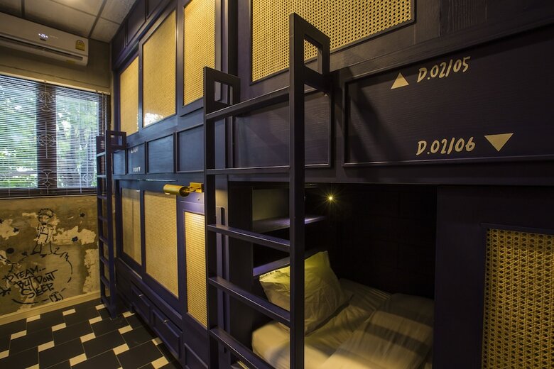 Hostal Azure Hostel Bangkok