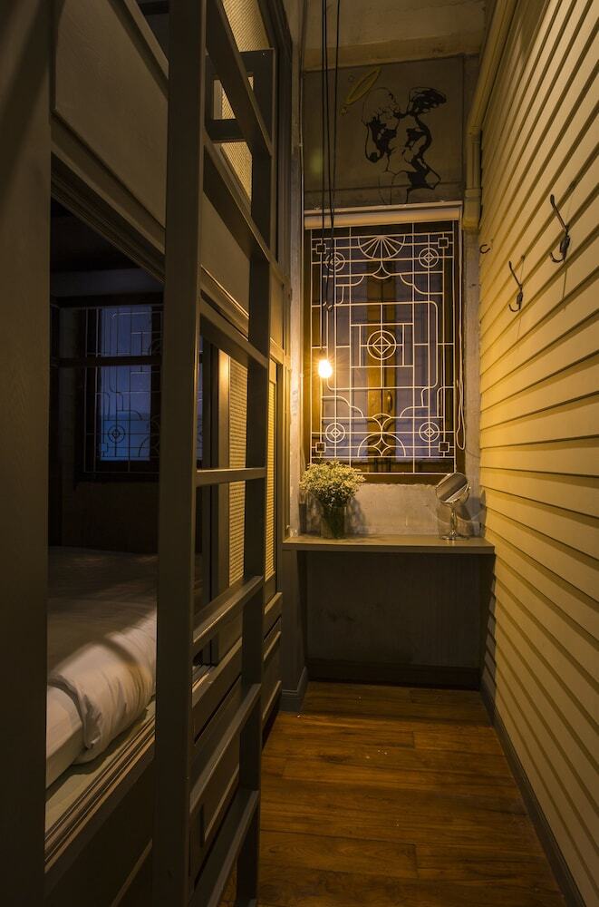 Hostal Azure Hostel Bangkok