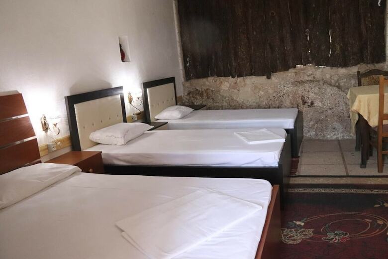 Hotel Rooms Merlika