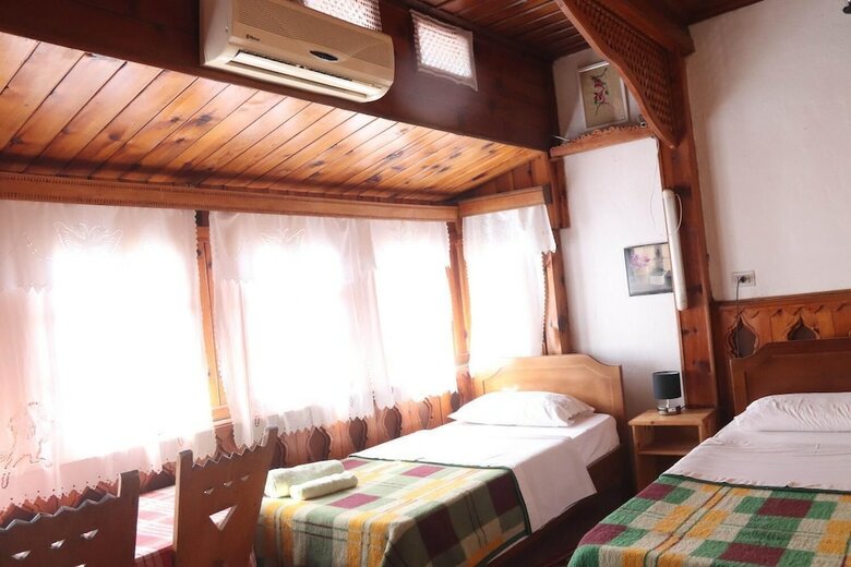 Hotel Rooms Merlika
