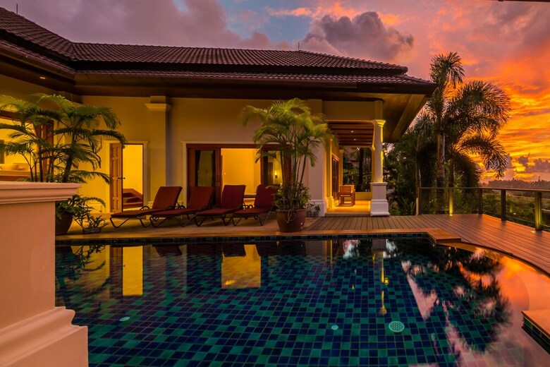 Lakewood Hills Villa By Lofty