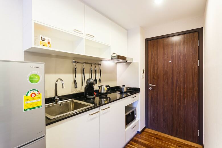 Apartments At The Title By Lofty