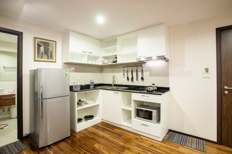 Apartments At The Title By Lofty