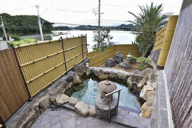 Hotel Shirahama Yasuragi Noyado Tomarigi