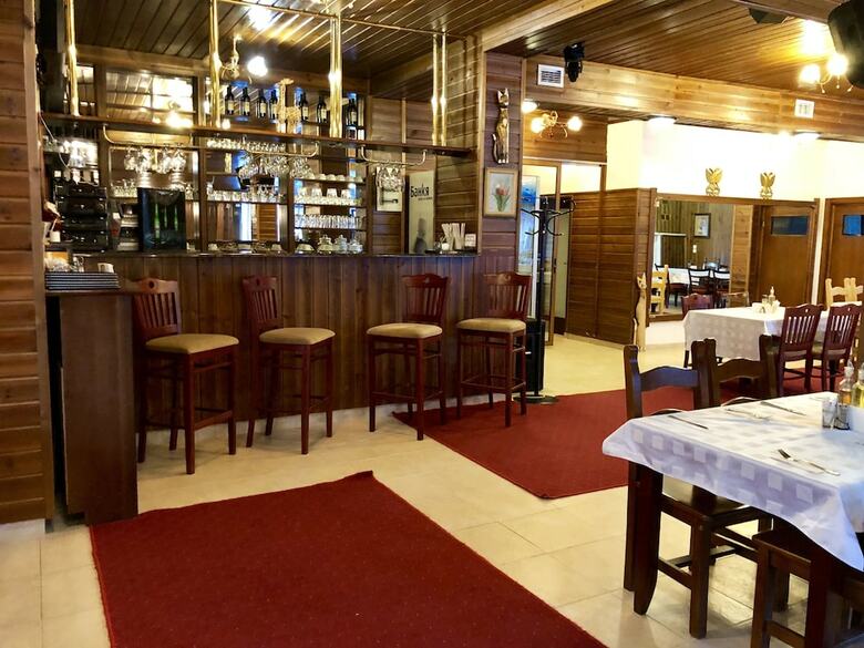 Elegant Lodge Hotel