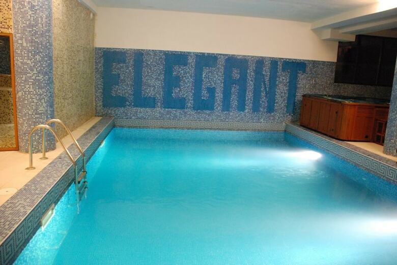Elegant Lodge Hotel