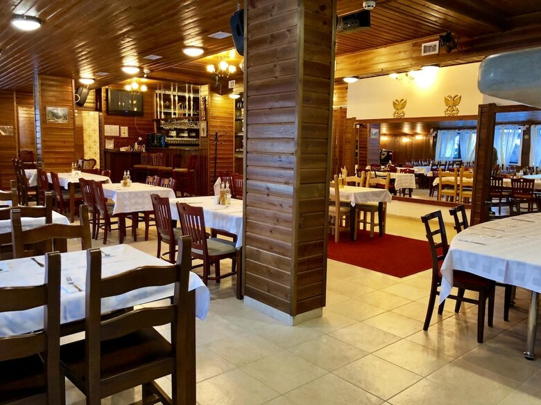 Elegant Lodge Hotel