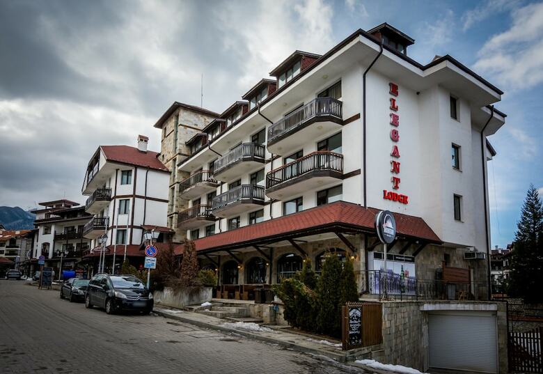 Elegant Lodge Hotel