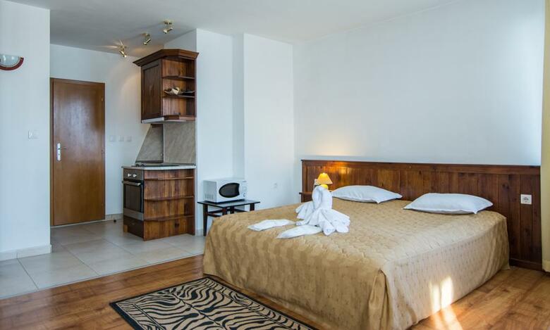 Elegant Lodge Hotel